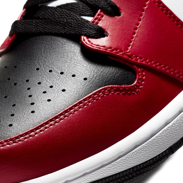 Air Jordan 1 Mid - Image 7